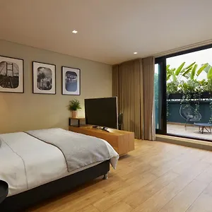 https://14-urban.colombiamedellinhotels.com